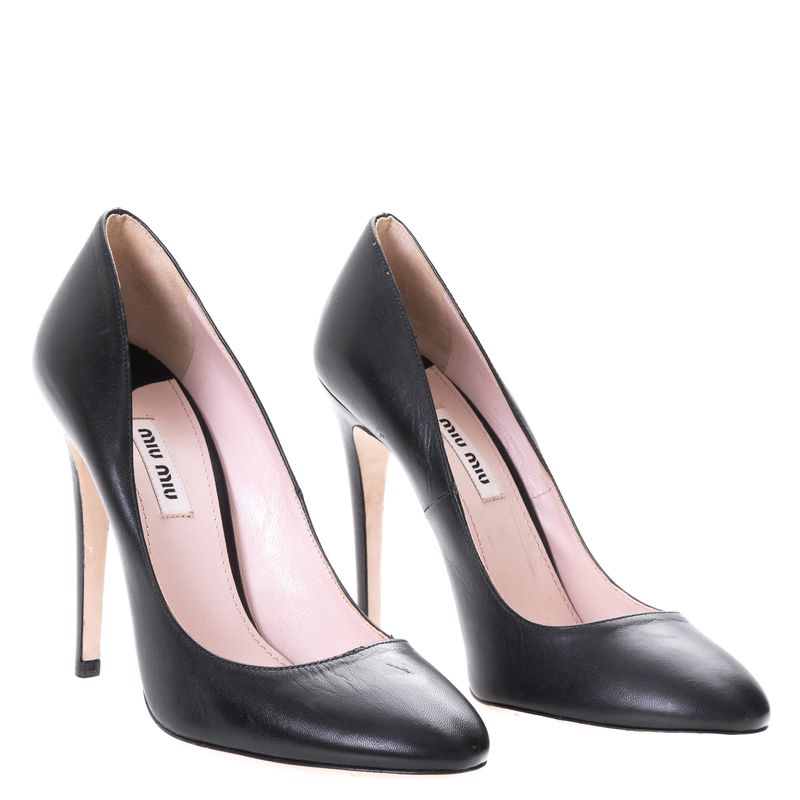 Sapato-Miu-Miu-de-Couro-Preto
