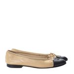 Sapatilha-Chanel-CC-Cap-Couro-Bicolor