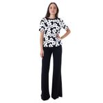 Blusa-Carolina-Herrera-Estampa-Flores-Preto-e-Branco