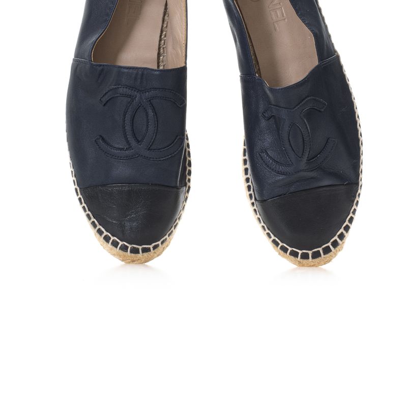 Espadrille-Chanel-CC-Couro-Preto-e-Azul-Marinho