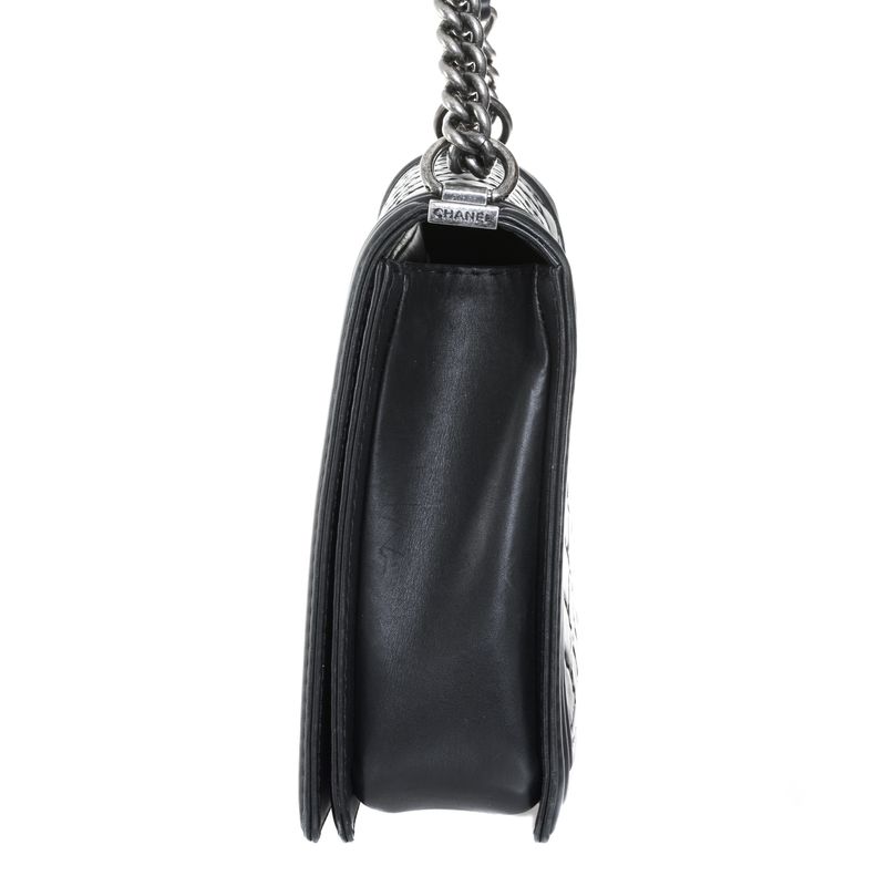 Bolsa-Chanel-Boy-Grande-Couro-Preto
