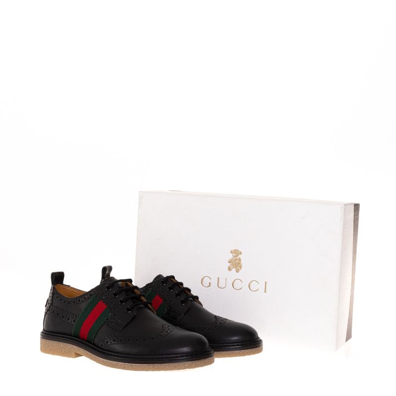 Sapato-Gucci-Derby-Couro-Preto-Faixa-Web-Lateral