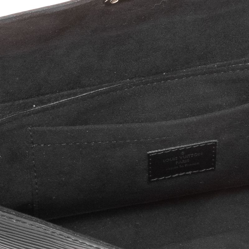 Bolsa-Louis-Vuitton-Pochette-Montaigne-Couro-Epi-Preto
