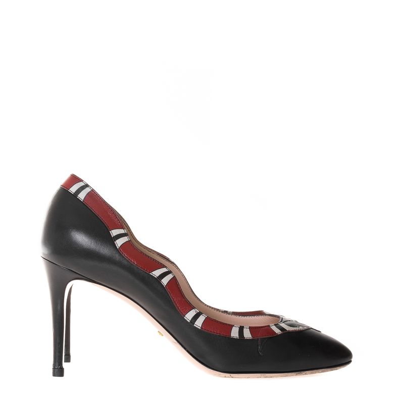 Scarpin-Gucci-Cobra-Couro-Preto
