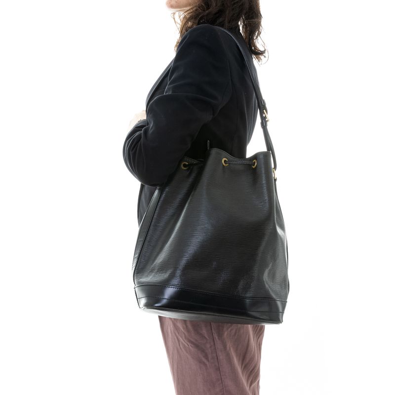 Bolsa-Louis-Vuitton-Vintage-Noe-Epi-Preto