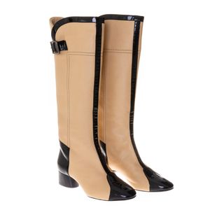 Bota Chanel Bicolor Couro Bege Verniz Preto