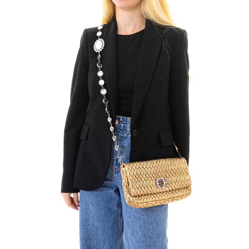 Bolsa-Miu-Miu-Matelasse-Iconic-Couro-Dourado