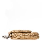 Bolsa-Miu-Miu-Matelasse-Iconic-Couro-Dourado