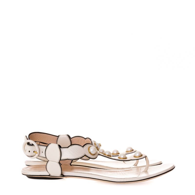 Sandalia-Rasteira-Gucci-Off-White-e-Acetato-Perolado