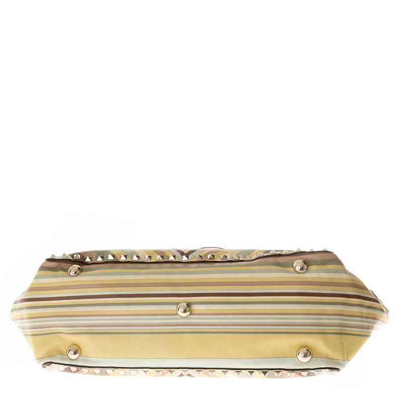 66002-Bolsa-Valentino-Native-Couture-1975-com-Rockstuds-5