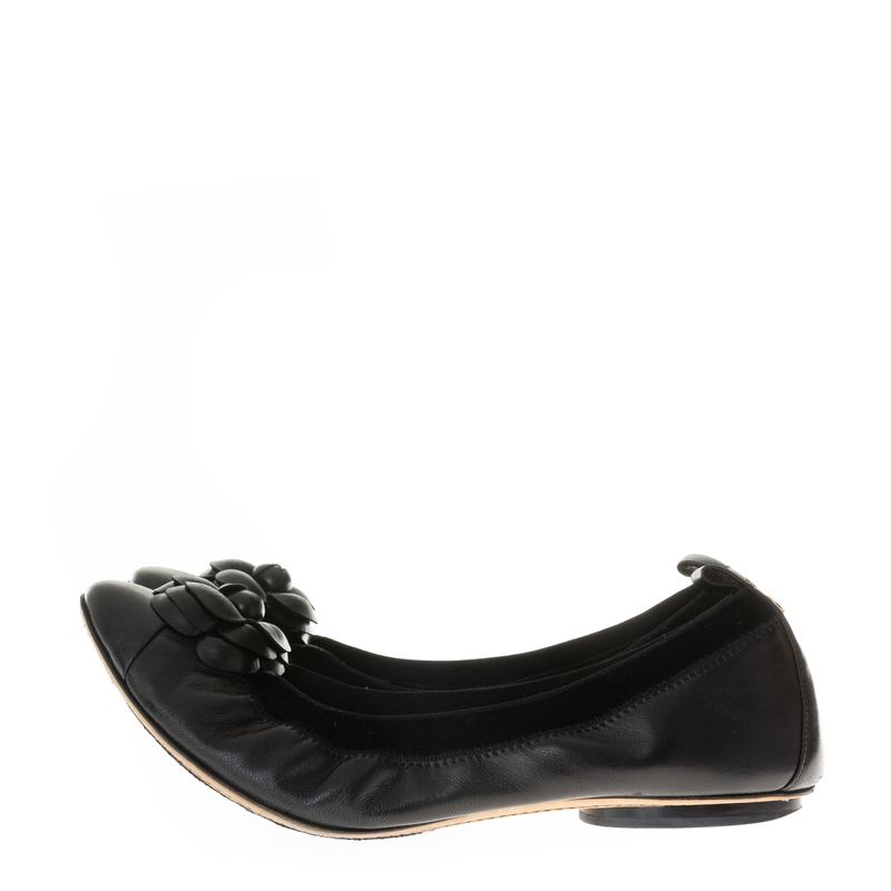 66011-Sapatilha-Chanel-Elastico-com-Camelia-Preta-3