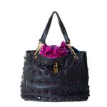 Bolsa-Marc-Jacobs-de-Couro-Preto-com-Aplicacoes-Roxas