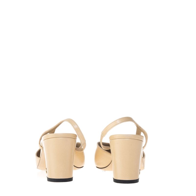 Slingback-Chanel-Bicolor-Couro-Bege-Tecido-Preto
