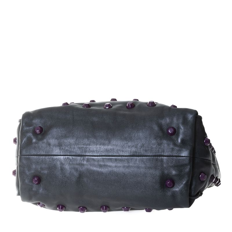 Bolsa-Marc-Jacobs-de-Couro-Preto-com-Aplicacoes-Roxas
