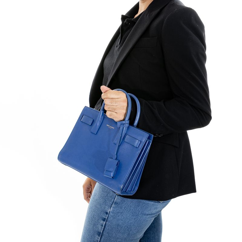 Bolsa-Saint-Laurent-Sac-De-Jour-Nano-Couro-Azul-Royal