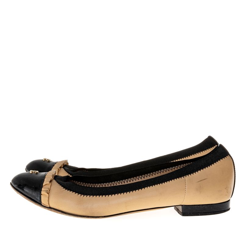 Sapatilha-Chanel-Bicolor-CC-Couro-Bege