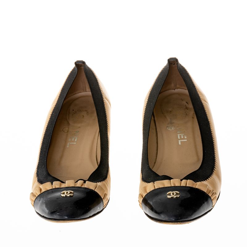 Sapatilha-Chanel-Bicolor-CC-Couro-Bege