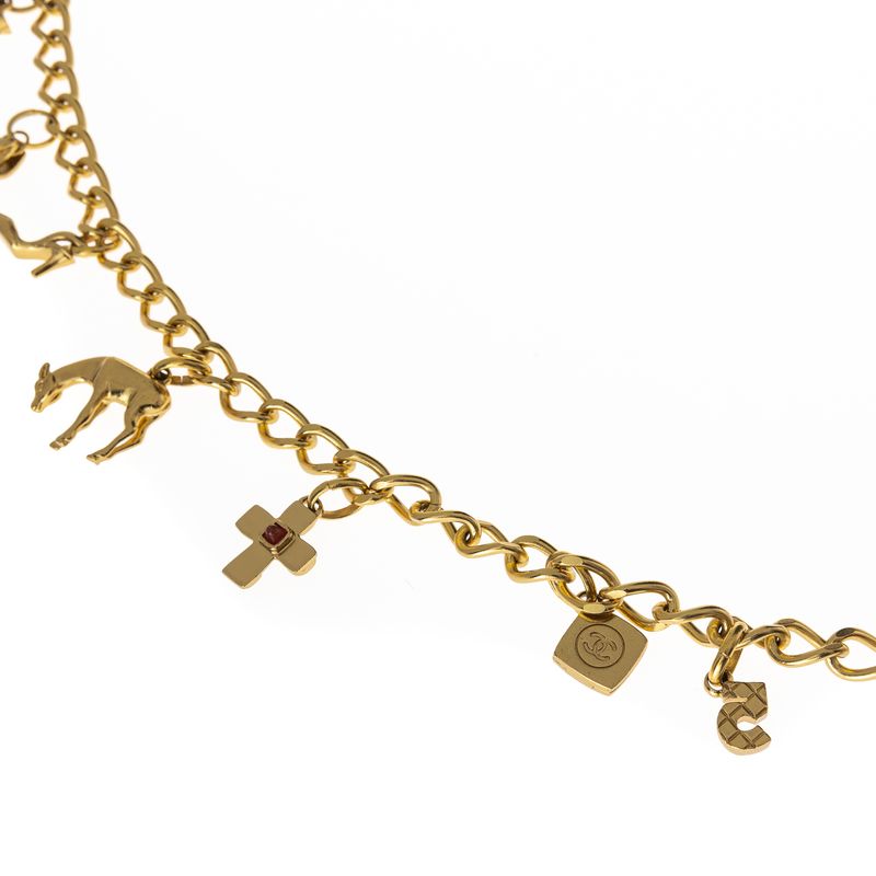 Cinto-Chanel-Corrente-com-Pingentes-Iconicos