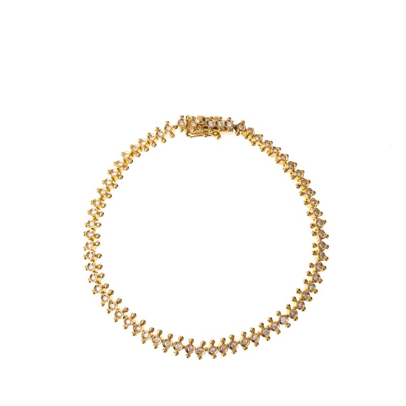 Pulseira-Carla-Amorim-Modelo-Renda-se