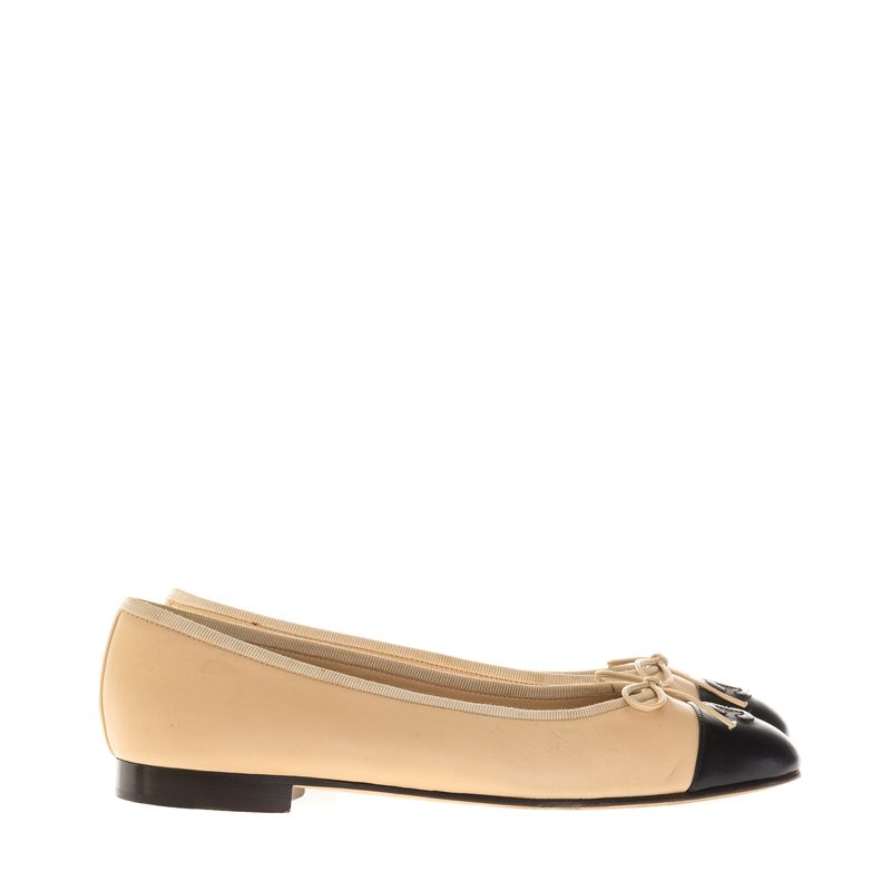 Sapatilha-Chanel-CC-Bicolor