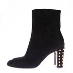 Bota-Gucci-Camurca-Preta-com-Aplicacoes-no-Salto