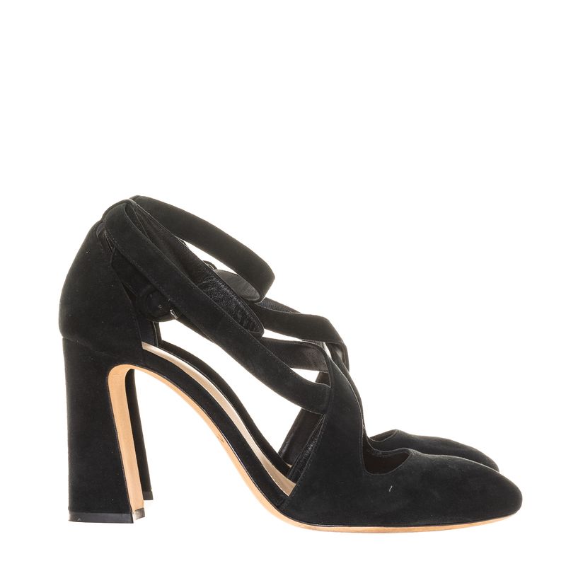 Sapato-de-Salto-Alexandre-Birman-Bico-Redondo-Camurca-Preto