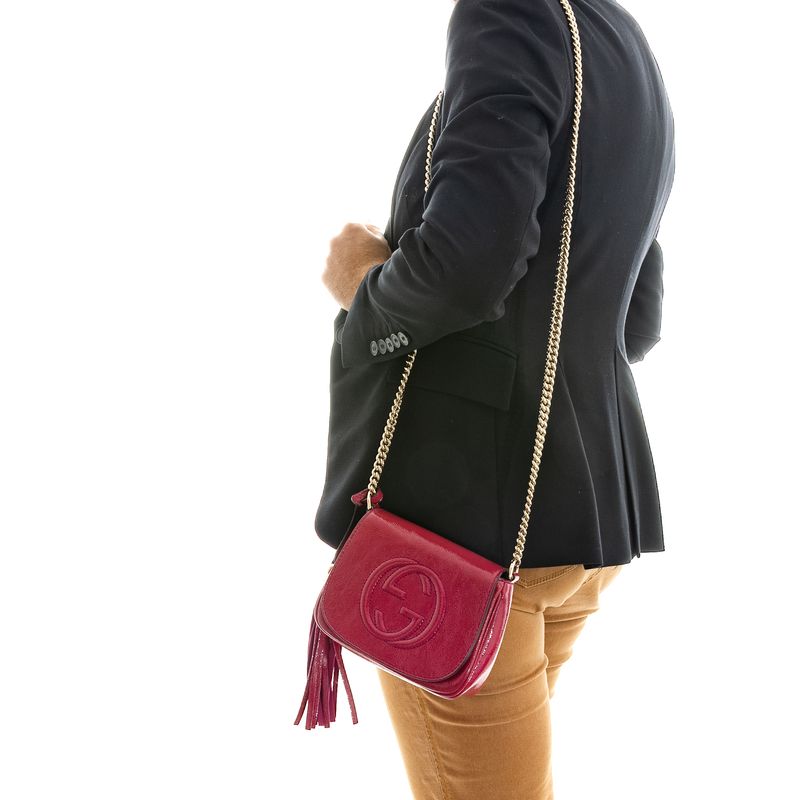 Bolsa-Gucci-Soho-Chain-Flap-Verniz-Rosa