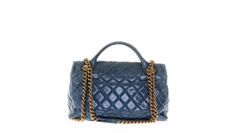 Bolsa Chanel Verniz Azul  Brechó de luxo - Prettynew