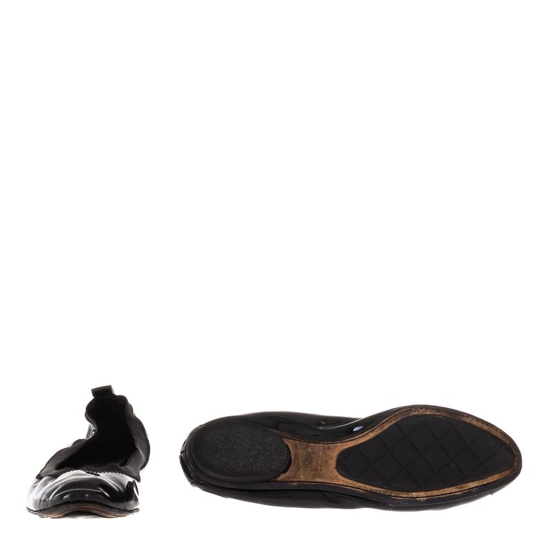 Sapatilha-Chanel-Elastico-Verniz-Preto