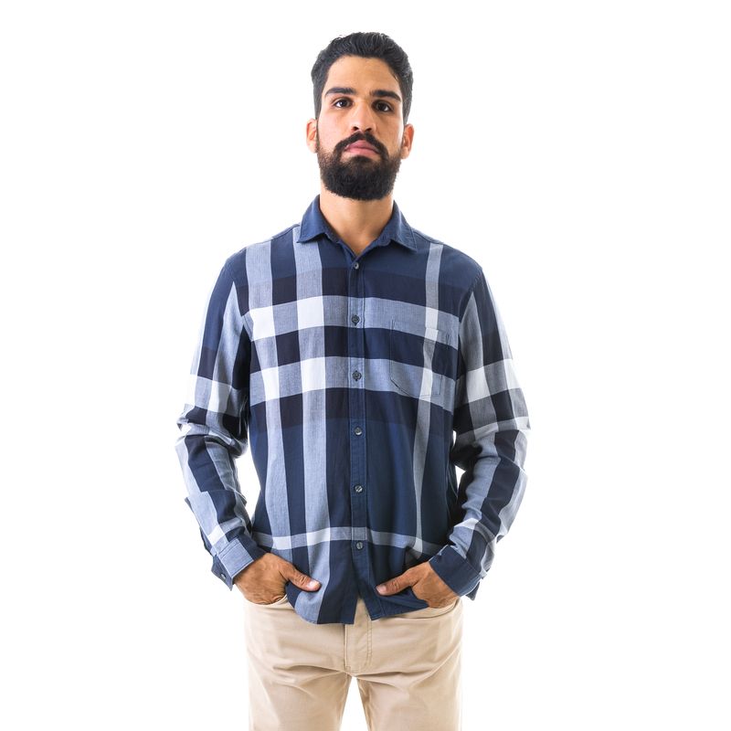 66298-Camisa-Burberry-Quadriculada-Azul-Marinho-Manga-Longa-2