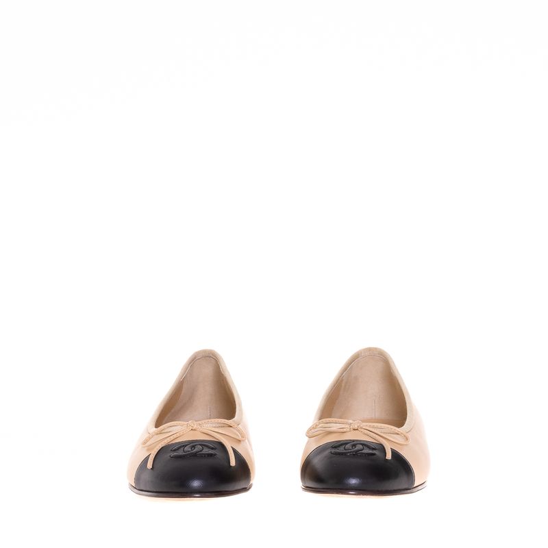 Sapatilha-Chanel-CC-Cap-Bicolor