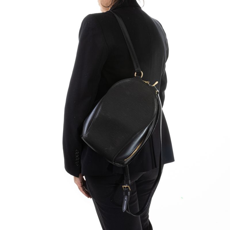 Mochila-Louis-Vuitton-Mabillon-Epi-Preto