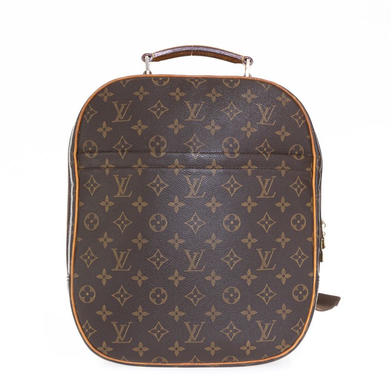 Mochila-Louis-Vuitton-Transversal-Monograma-