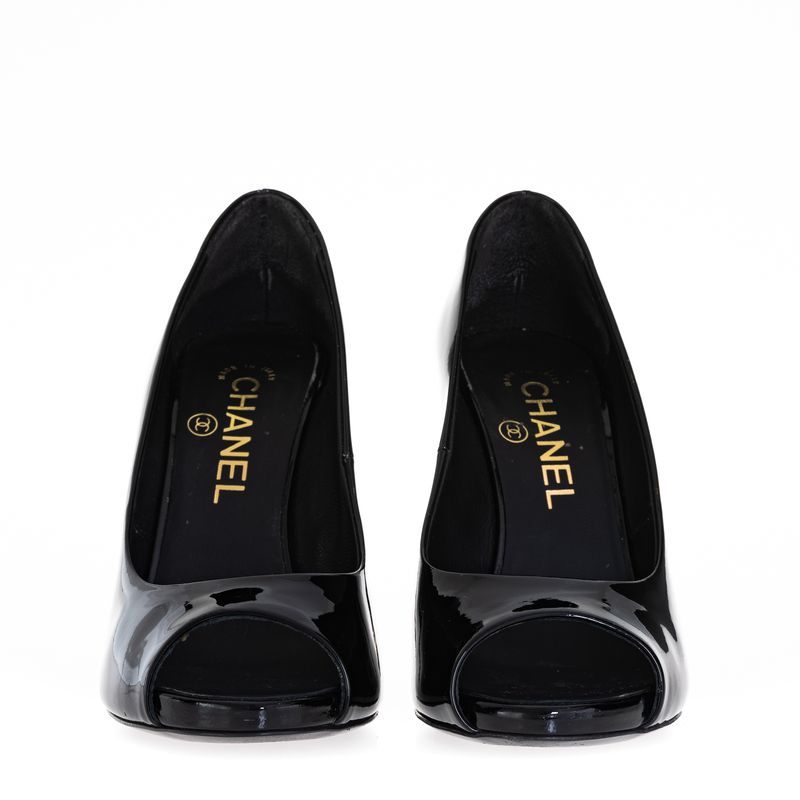 Peep-Toe-Chanel-Pearl-Verniz-Preto
