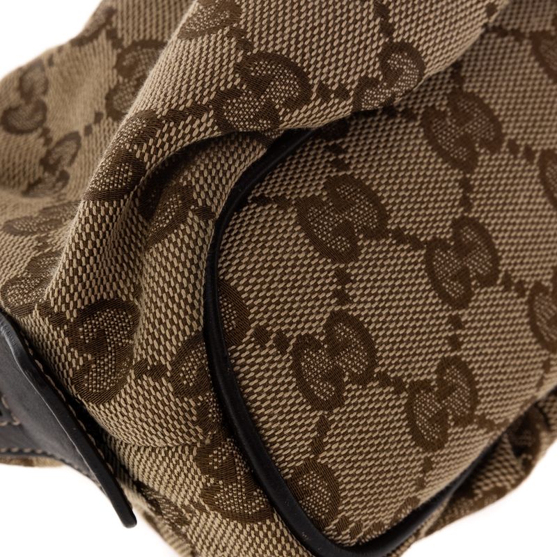 Necessaire-Gucci-Bamboo-GG-Canvas