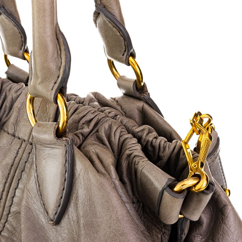 Bolsa-Miu-Miu-Couro-Cinza
