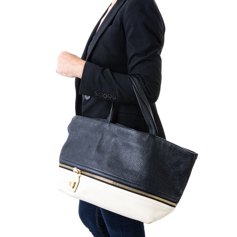 Bolsa-Salvatore-Ferragamo-Tote-Extensivel-Couro-Preto-Branco-e-Vermelho