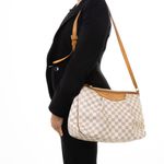 Bolsa-Louis-Vuitton-Siracusa-MM-Canvas-Damier-Azur