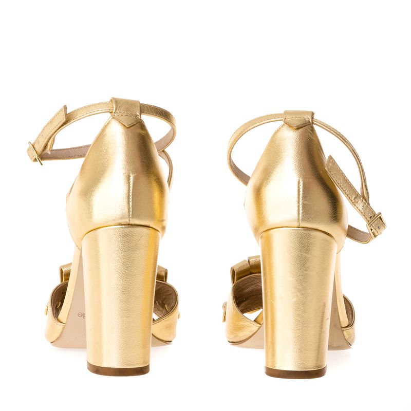 Sandalia-Kate-Spade-Dourada-e-Perolas