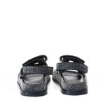 Papete-Chanel-CC-Logo-Jeans