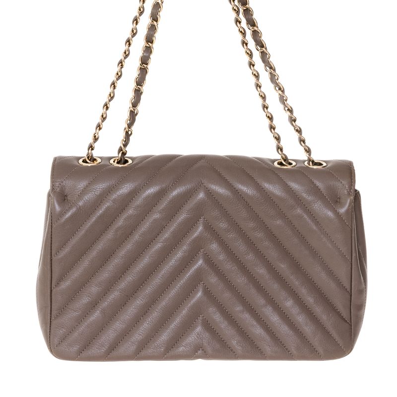 Bolsa-Chanel-Chevron-Statement-Flap-Cinza