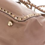 Bolsa-Valentino-Rockstud-Tote-Bege