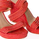 Plataforma-Anabela-Stuart-Weitzman-Coral