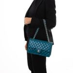 67016-Bolsa-Chanel-Classica-Double-Flap-Azul-Petroleo-verso