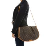 Bolsa-Louis-Vuitton-Menilmontant-MM-Monogram