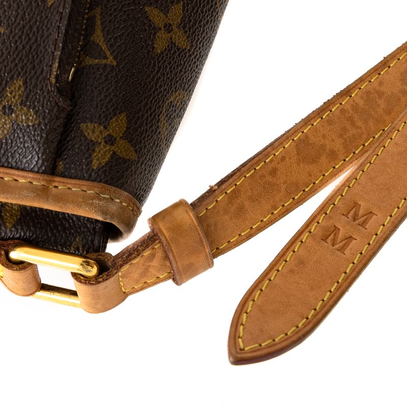 Bolsa-Louis-Vuitton-Menilmontant-MM-Monogram
