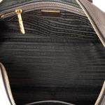 Bolsa-Prada-Transversal-Saffiano-Cinza