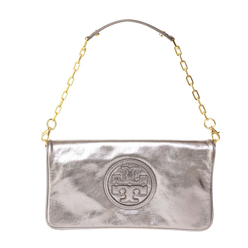 Clutch-Tory-Burch-Prateada-com-Logo