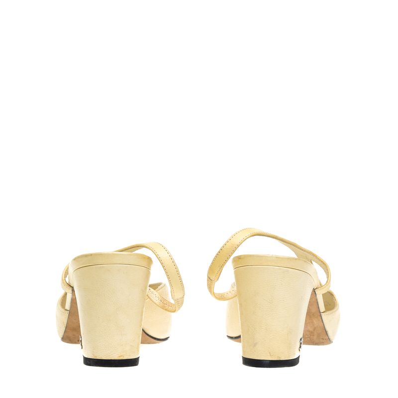 Sapato-Slingback-Chanel-CC-Cap-Toe-Couro-Bicolor