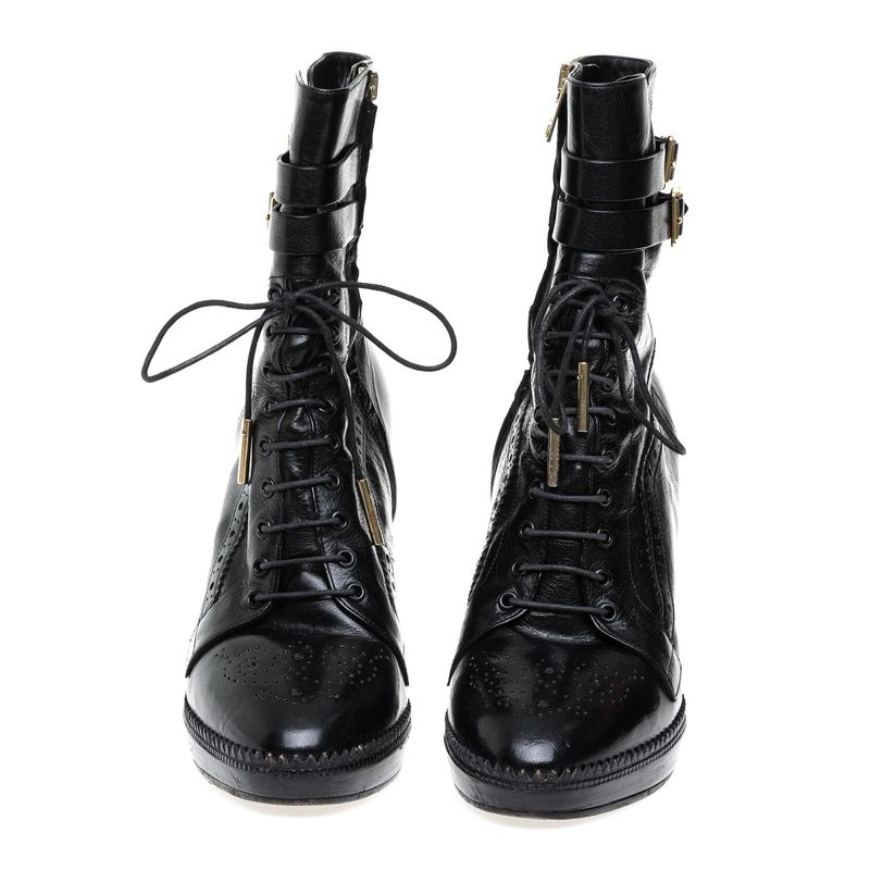 Bota-Burberry-Couro-Preto-com-Cadarco